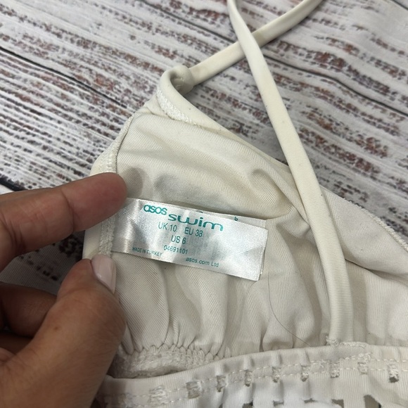 ASOS‎ Square Cut Out Bikini Top Sz. 6 - Picture 5 of 7